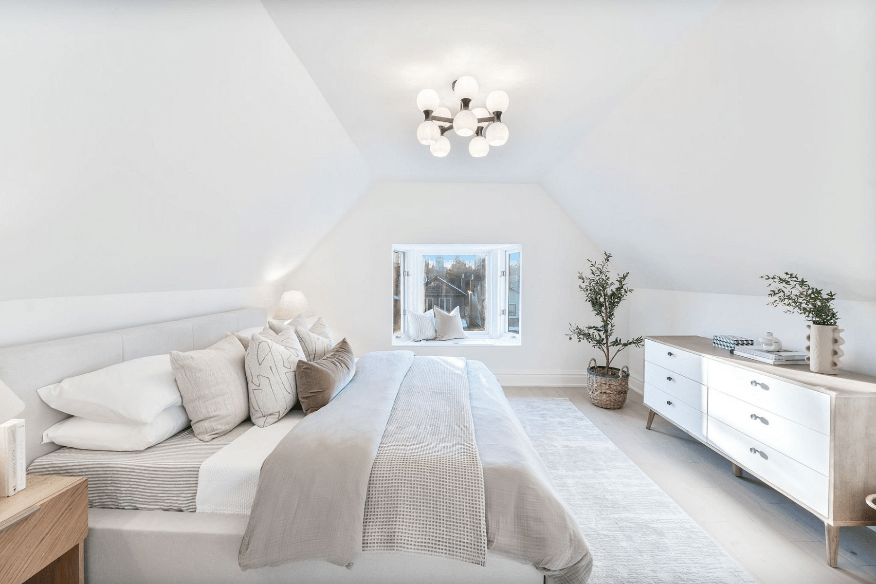 Gallery_Bedroom_Lg1
