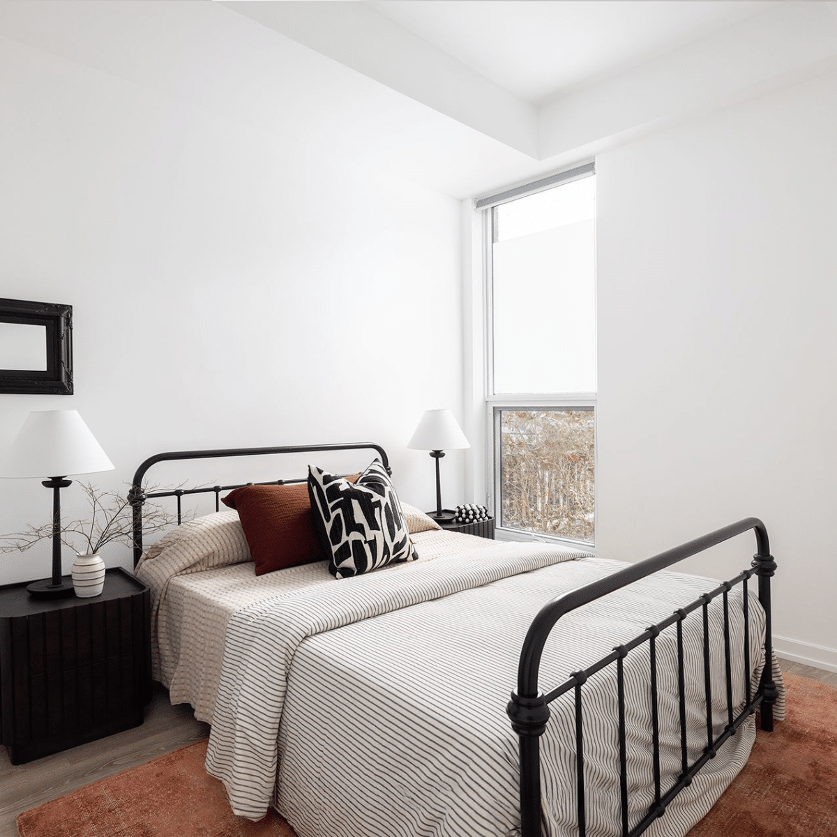 Gallery_Bedroom_Sm4