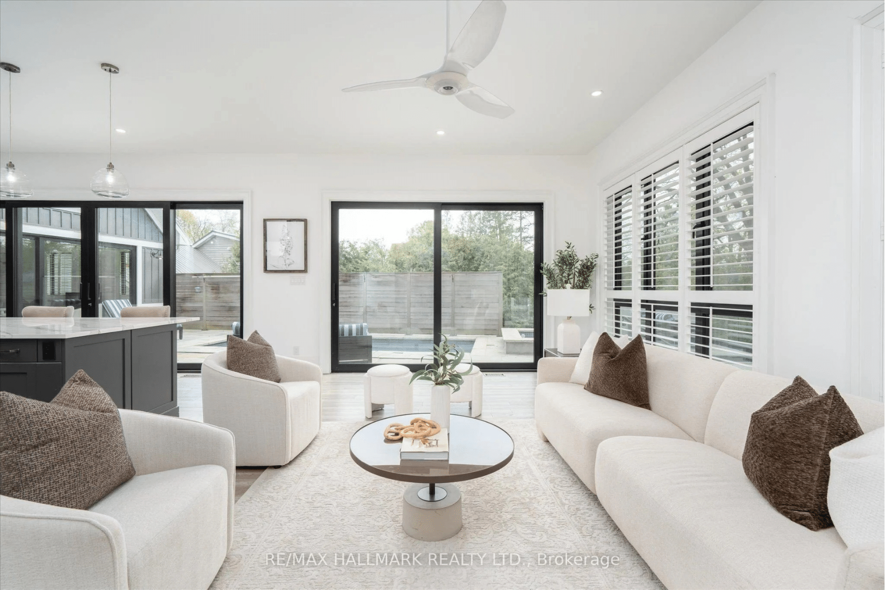 Gallery_LivingLg3