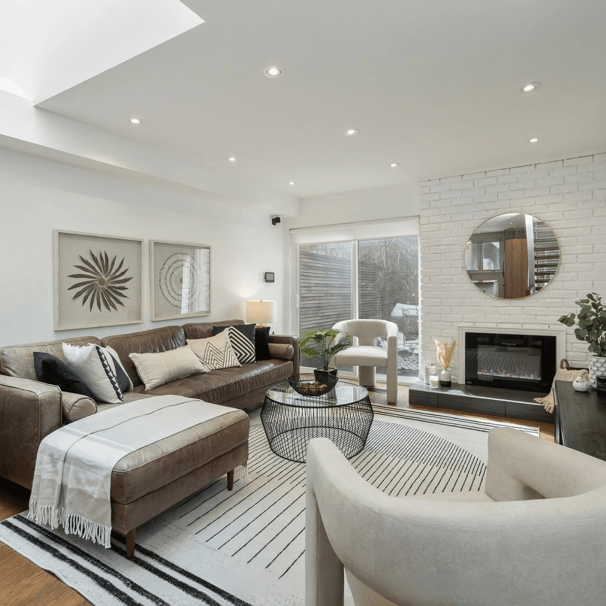 Gallery_LivingSm8