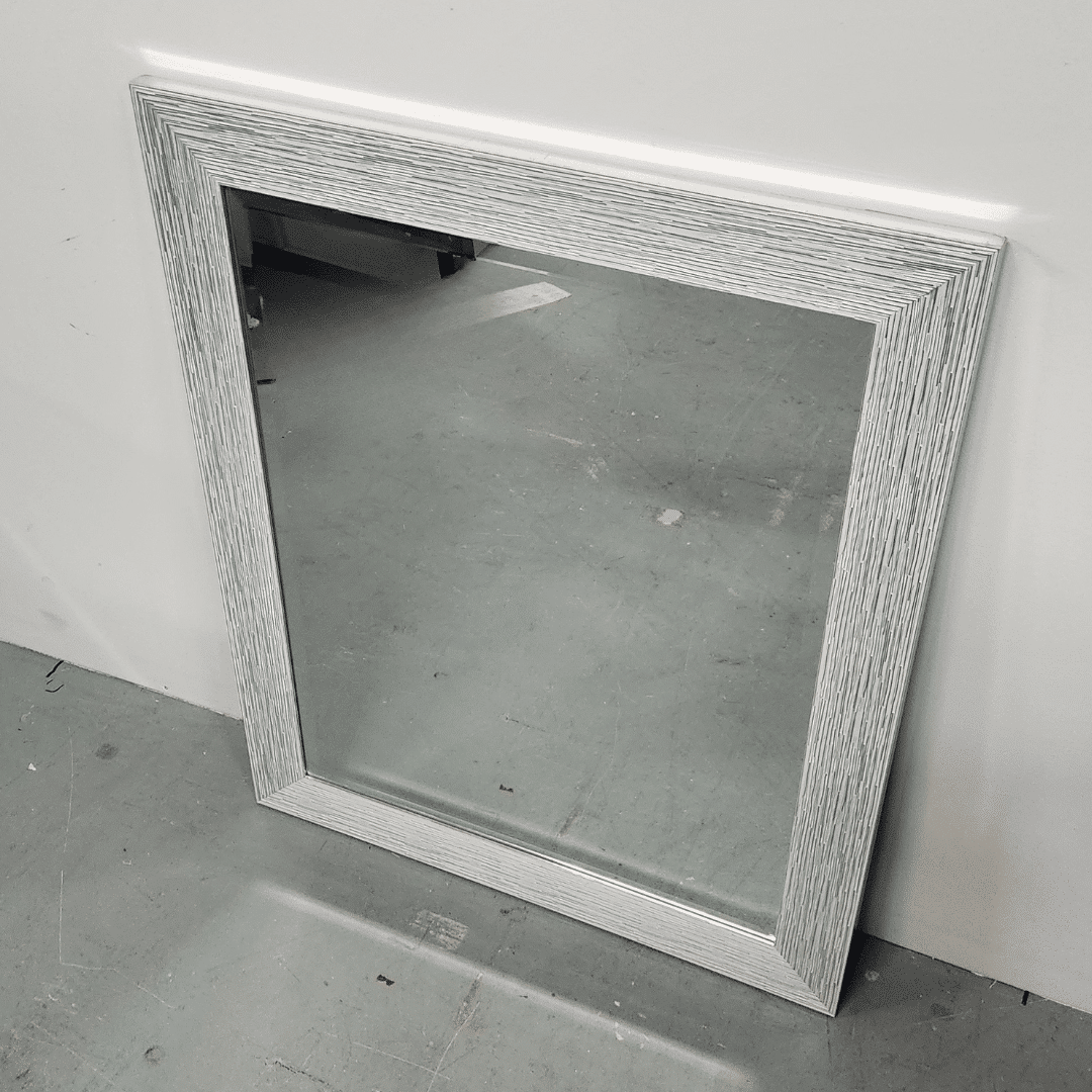 Mirror-Glint (Clearance) - Image 4