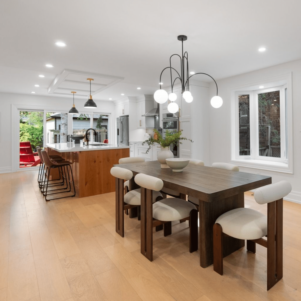 Playter Estates House dining room staged with dining table and stools