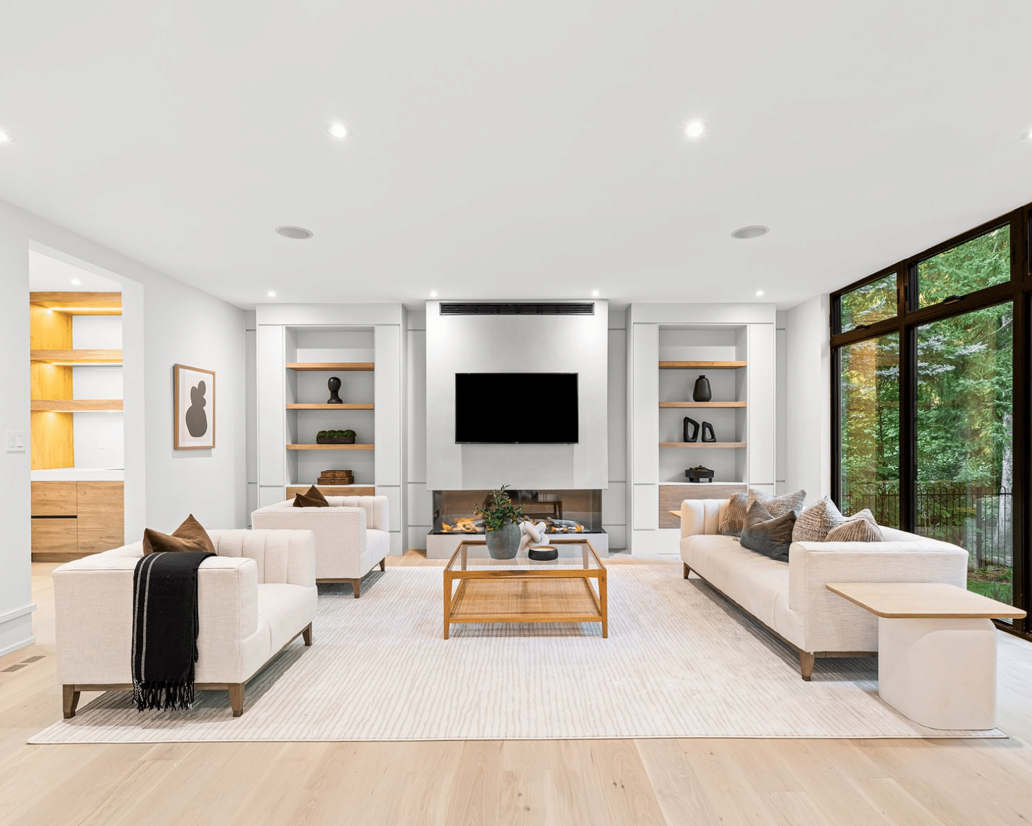 Luxury estate staging in Ancaster, Hamilton