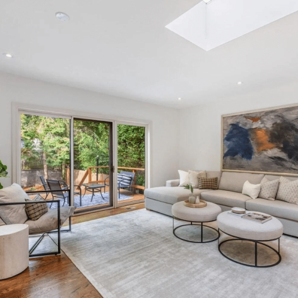 Queen City Staging - Kate Dougall
