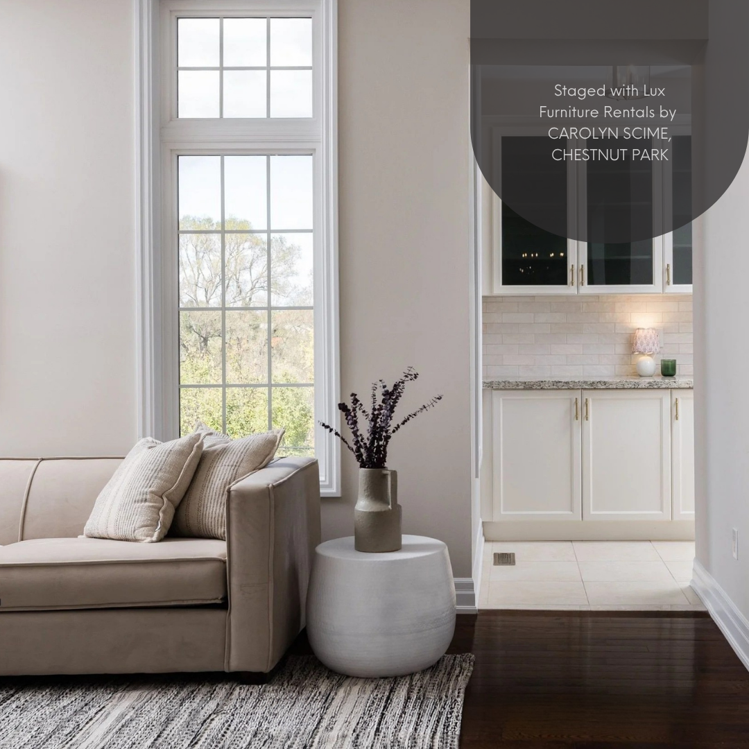 luxury-staging-aurora-home-gta Luxury home staging project in an Aurora house completed using Lux Furniture Rentals